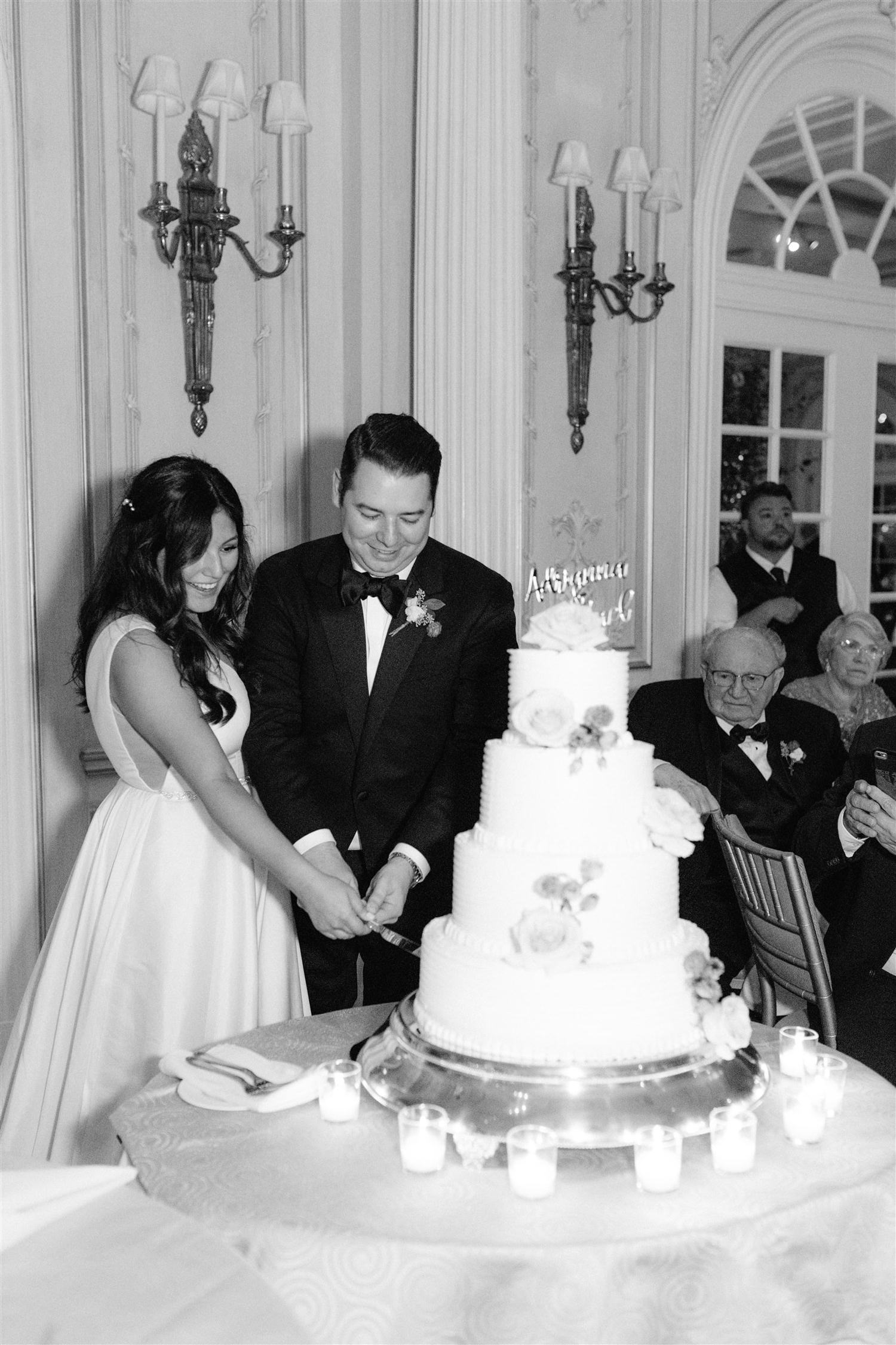 jw marriott essex house, grand salon, jenny fu studio, bride, groom, cake cutting, black and white photo