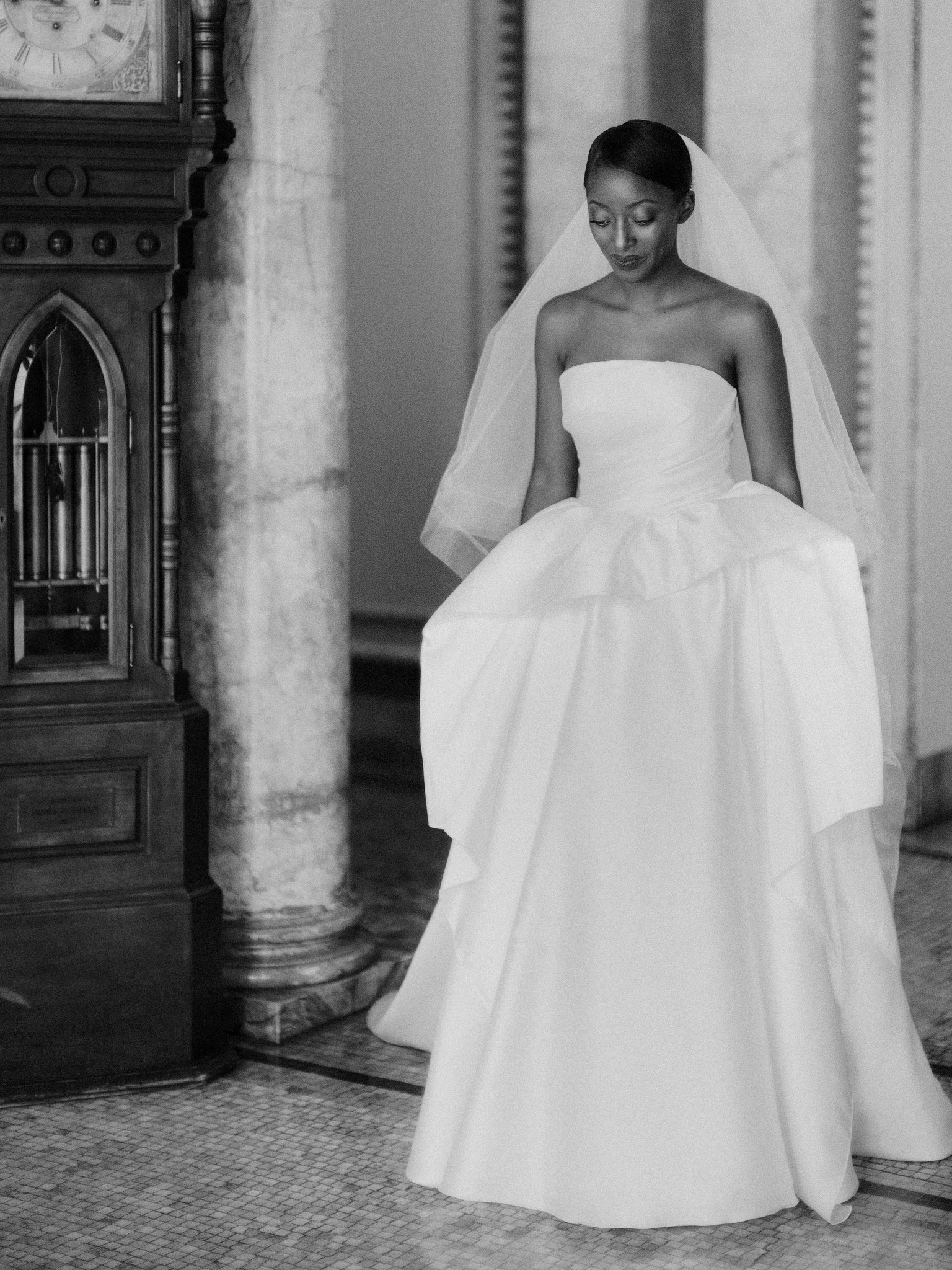 Finding Your Wedding Dress · Jenny Fu - New York Wedding Photographer