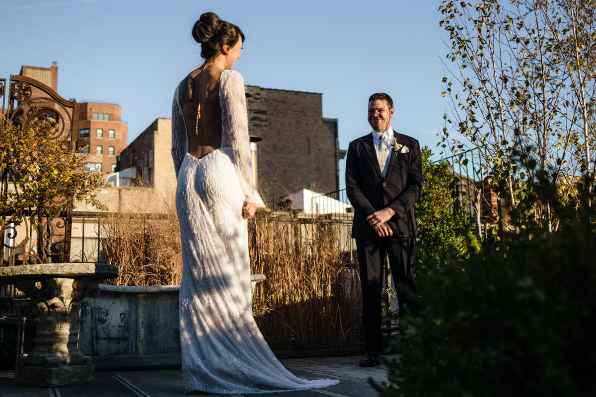 Bride and groom host their wedding in one of the many Lower Manhattan venues New York has to offer