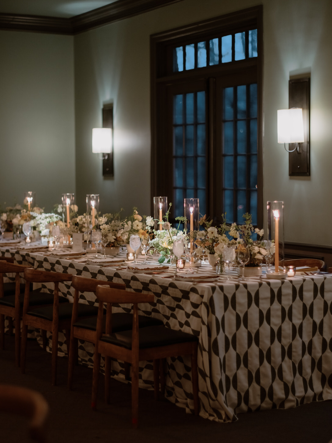 An elegant wedding reception dinner set-up in Troutbeck, New York, stylish weddings captured by Jenny Fu Studio.